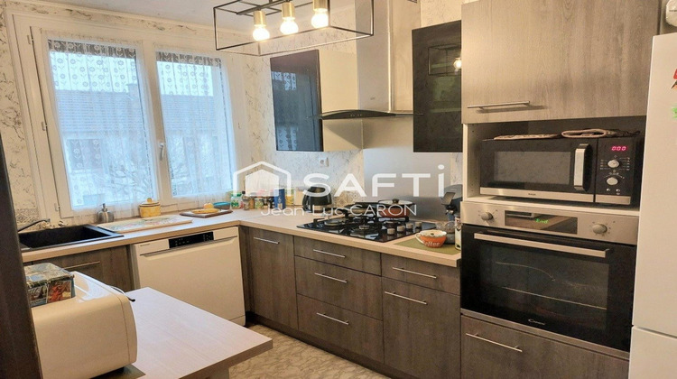 Ma-Cabane - Vente Maison Bourbon-l'Archambault, 90 m²