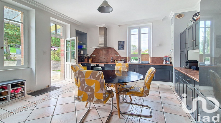 Ma-Cabane - Vente Maison Bourbon-l'Archambault, 191 m²