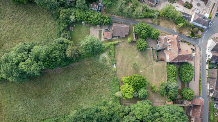 Ma-Cabane - Vente Maison BOURBON-LANCY, 312 m²