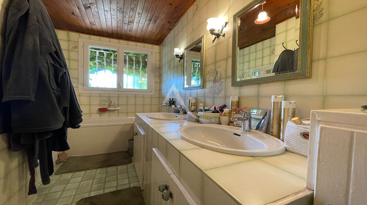 Ma-Cabane - Vente Maison BOURCEFRANC-LE-CHAPUS, 110 m²