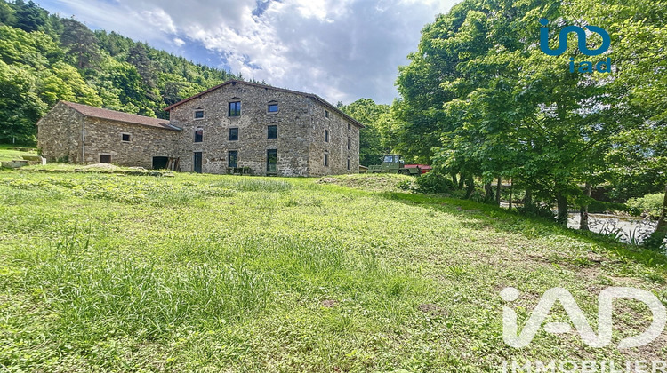 Ma-Cabane - Vente Maison Bourg-Argental, 487 m²