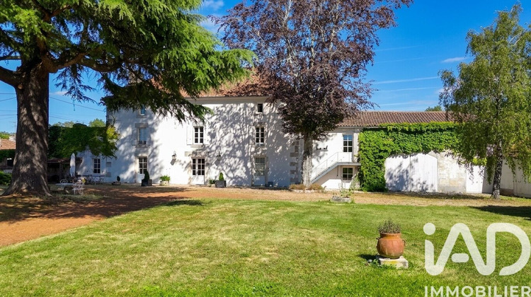 Ma-Cabane - Vente Maison Bourg-Charente, 335 m²