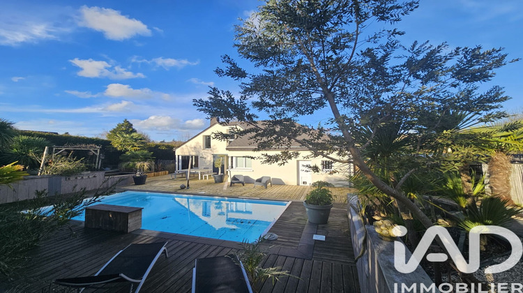 Ma-Cabane - Vente Maison Bourg-des-Comptes, 177 m²