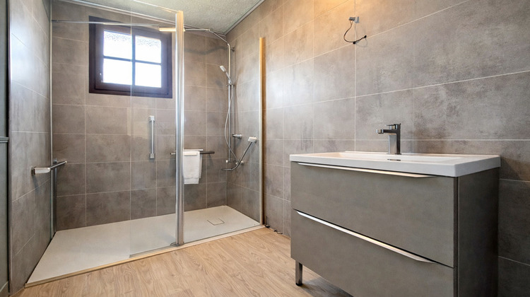 Ma-Cabane - Vente Maison BOURG-DES-COMPTES, 99 m²