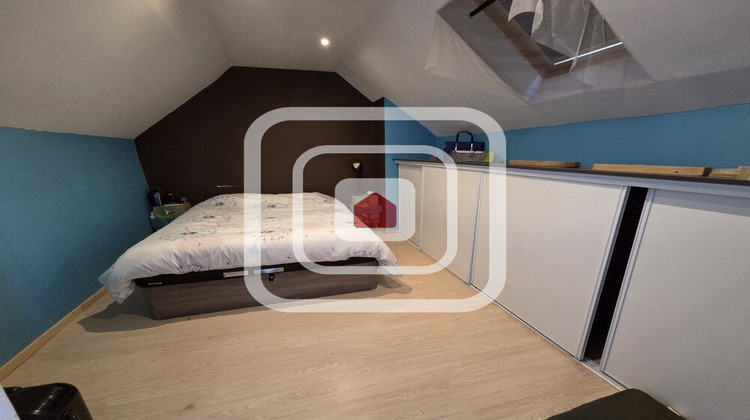 Ma-Cabane - Vente Maison BOURG-ET-COMIN, 94 m²