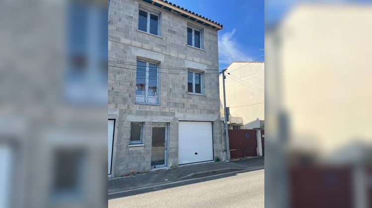 Ma-Cabane - Vente Maison BOURG LES VALENCE, 111 m²