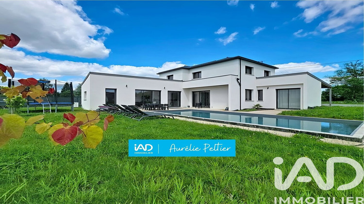 Ma-Cabane - Vente Maison Bourgbarré, 205 m²