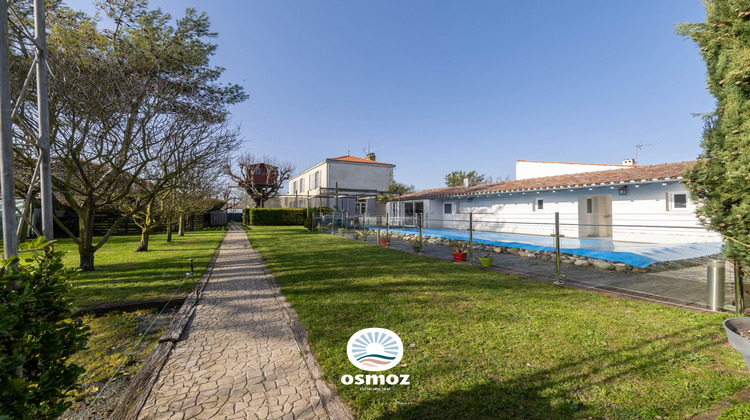 Ma-Cabane - Vente Maison Bourgneuf, 450 m²