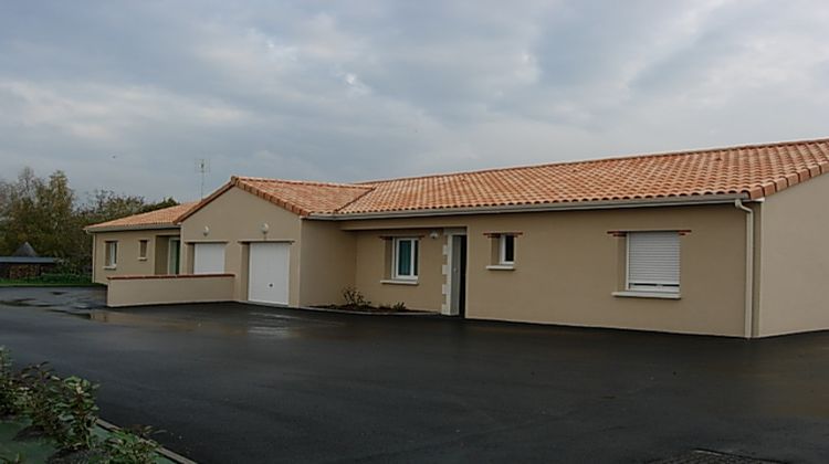 Ma-Cabane - Vente Maison BOURGNEUF-EN-MAUGES, 88 m²