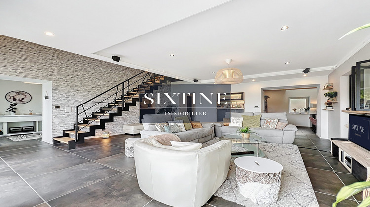 Ma-Cabane - Vente Maison Bourgoin-Jallieu, 302 m²