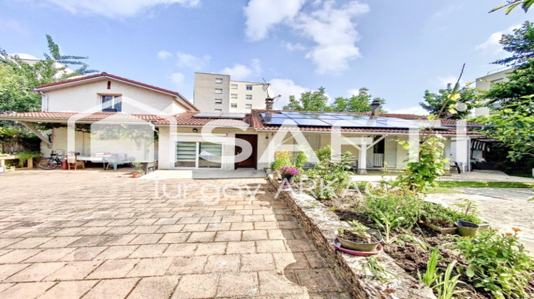 Ma-Cabane - Vente Maison Bourgoin-Jallieu, 178 m²