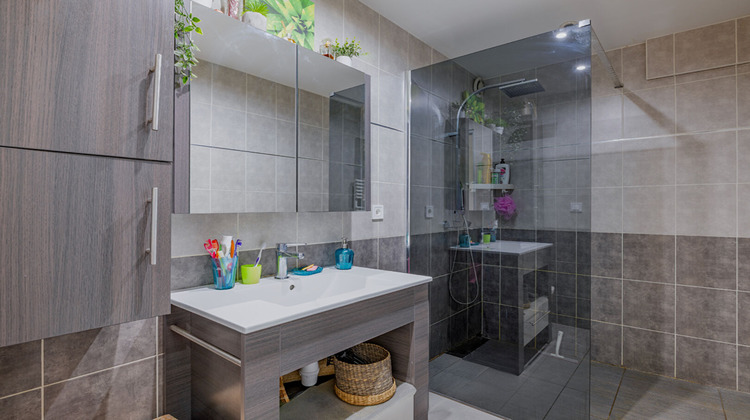 Ma-Cabane - Vente Maison BOURGOIN-JALLIEU, 180 m²