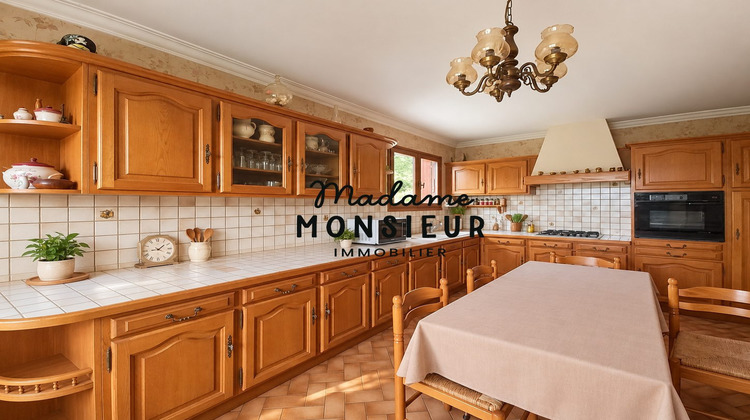 Ma-Cabane - Vente Maison Bourgoin-Jallieu, 167 m²