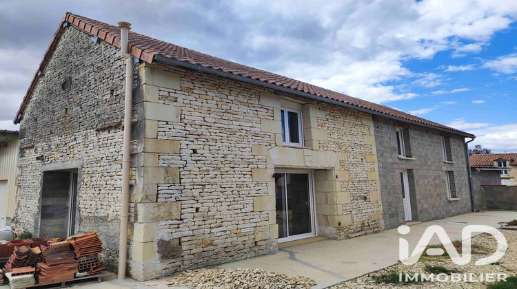 Ma-Cabane - Vente Maison Bournand, 150 m²
