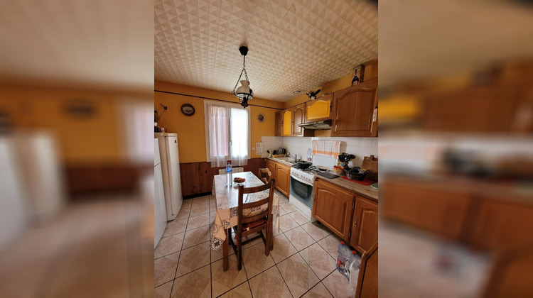 Ma-Cabane - Vente Maison BOUSSAC, 100 m²