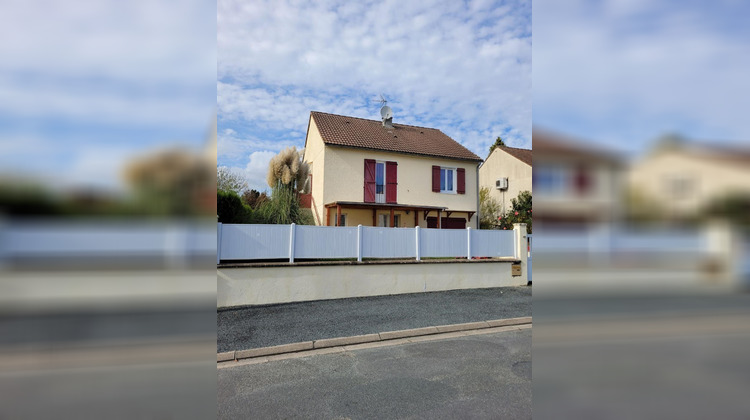 Ma-Cabane - Vente Maison BOUSSAC, 100 m²