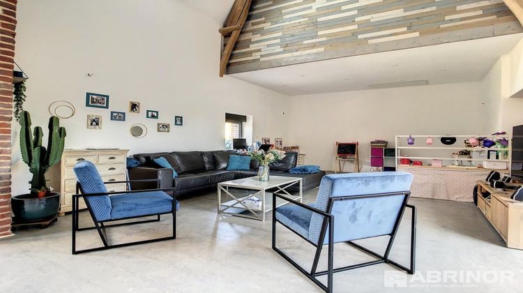 Ma-Cabane - Vente Maison BOUVINES, 236 m²