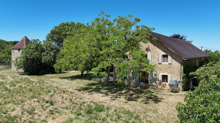 Ma-Cabane - Vente Maison BOUZIC, 270 m²