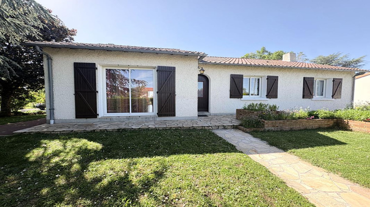 Ma-Cabane - Vente Maison BOUZILLE, 200 m²