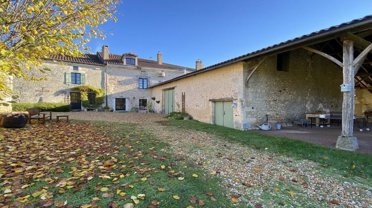 Ma-Cabane - Vente Maison BRANTOME, 580 m²