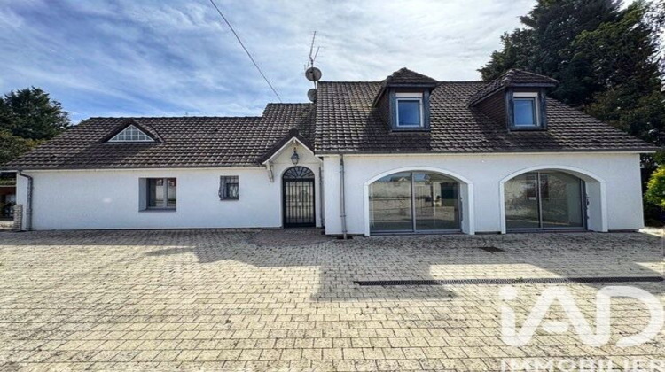 Ma-Cabane - Vente Maison Bray-sur-Somme, 270 m²
