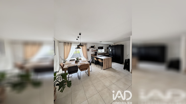Ma-Cabane - Vente Maison Brécé, 97 m²