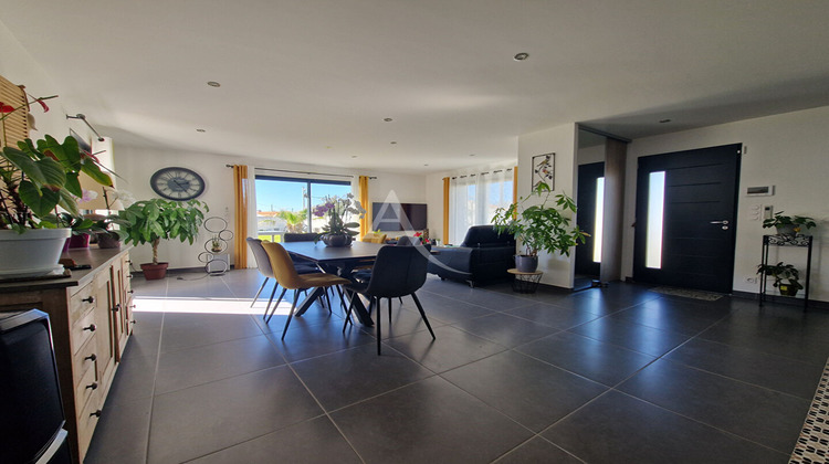 Ma-Cabane - Vente Maison BREM-SUR-MER, 112 m²