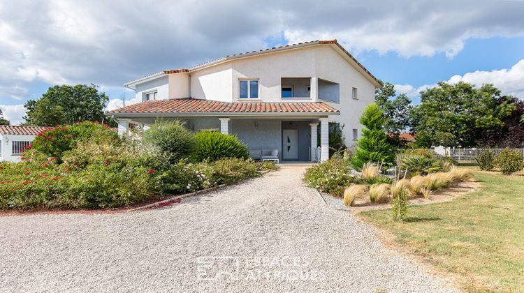 Ma-Cabane - Vente Maison BRESSOLS, 200 m²