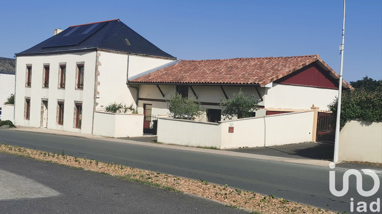 Ma-Cabane - Vente Maison Bressuire, 303 m²