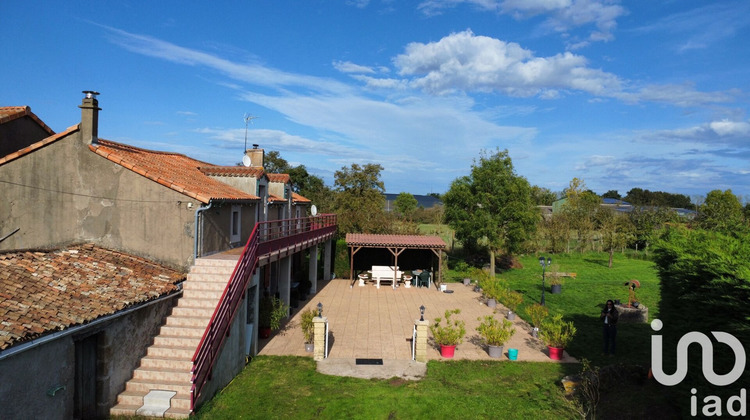 Ma-Cabane - Vente Maison Bressuire, 165 m²