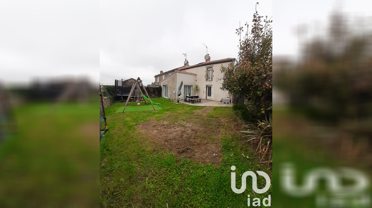 Ma-Cabane - Vente Maison Bressuire, 104 m²