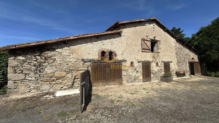 Ma-Cabane - Vente Maison Bressuire, 268 m²