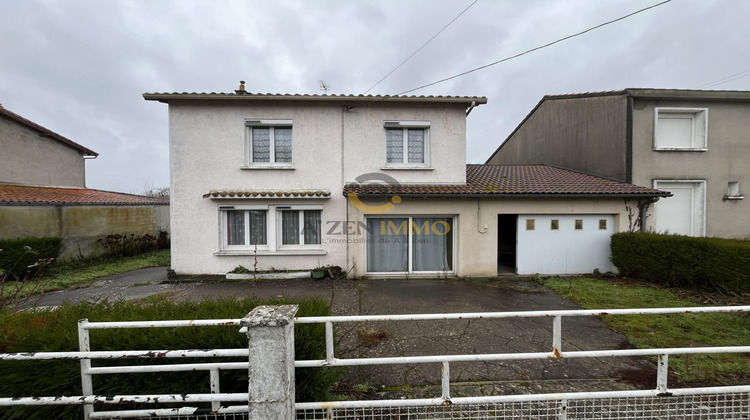 Ma-Cabane - Vente Maison Bressuire, 100 m²
