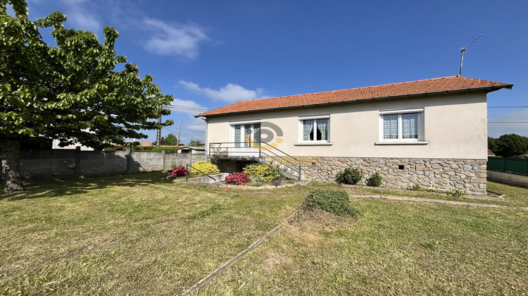 Ma-Cabane - Vente Maison Bressuire, 69 m²