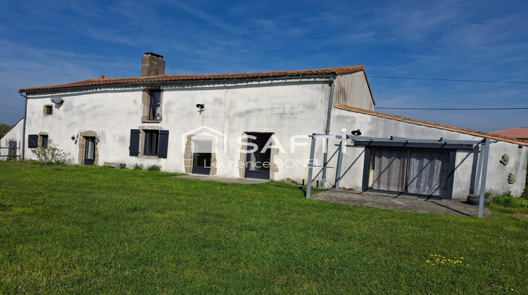 Ma-Cabane - Vente Maison Bressuire, 270 m²
