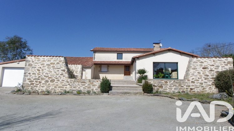 Ma-Cabane - Vente Maison Bressuire, 324 m²