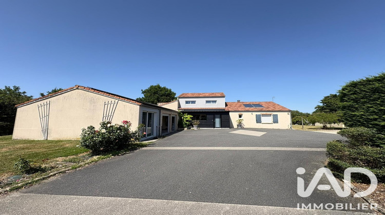 Ma-Cabane - Vente Maison Bressuire, 245 m²
