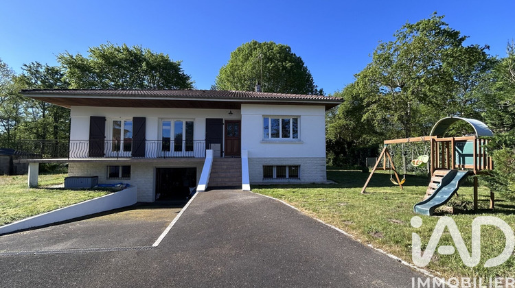 Ma-Cabane - Vente Maison Bretagne-de-Marsan, 185 m²