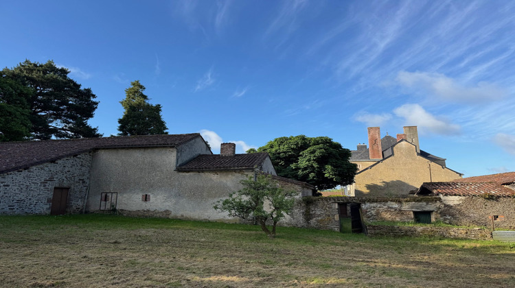 Ma-Cabane - Vente Maison Breuil-Barret, 253 m²