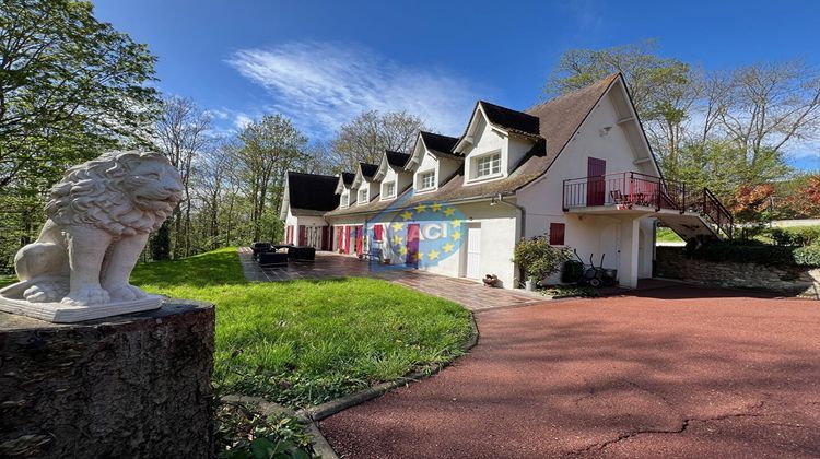 Ma-Cabane - Vente Maison BREUIL-BOIS-ROBERT, 210 m²