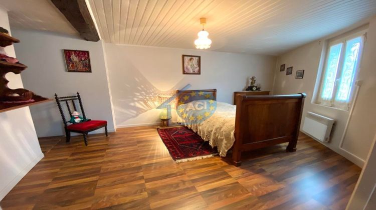 Ma-Cabane - Vente Maison BREUIL-BOIS-ROBERT, 103 m²