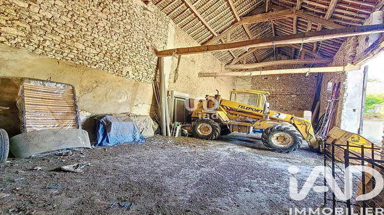 Ma-Cabane - Vente Maison Breuil-Bois-Robert, 400 m²
