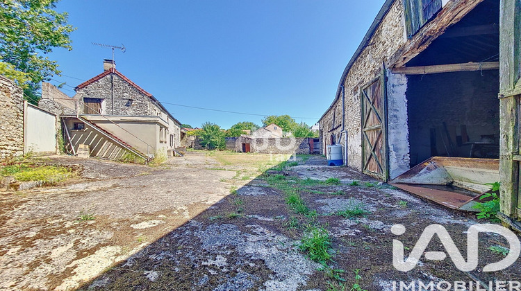 Ma-Cabane - Vente Maison Breuil-Bois-Robert, 100 m²