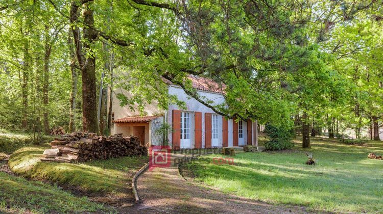 Ma-Cabane - Vente Maison BREUILLET, 206 m²