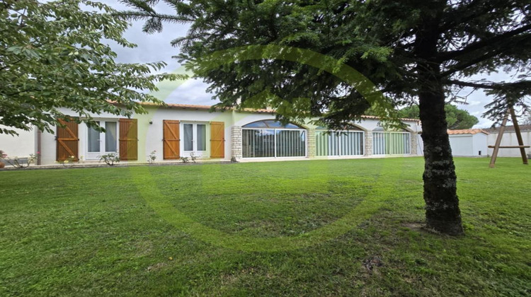 Ma-Cabane - Vente Maison BREUILLET, 232 m²