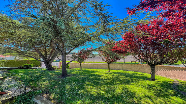 Ma-Cabane - Vente Maison BREUILLET, 200 m²