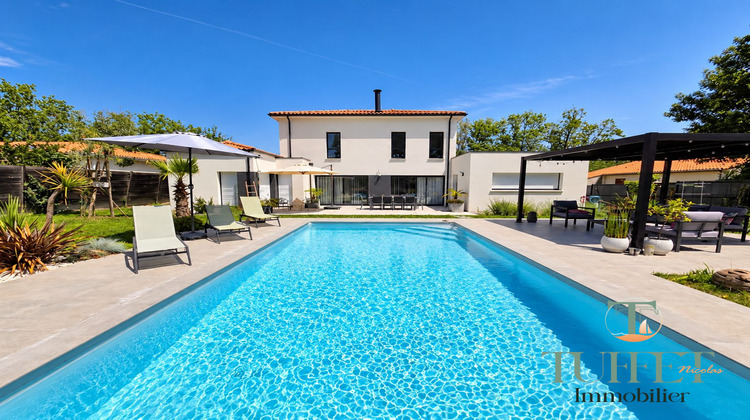 Ma-Cabane - Vente Maison Breuillet, 194 m²