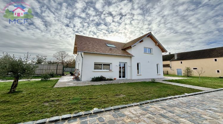 Ma-Cabane - Vente Maison Bréval, 592 m²