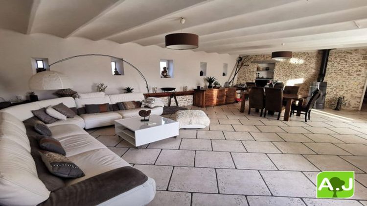 Ma-Cabane - Vente Maison Bréval, 370 m²