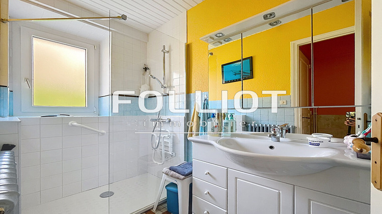 Ma-Cabane - Vente Maison BRICQUEVILLE-SUR-MER, 180 m²